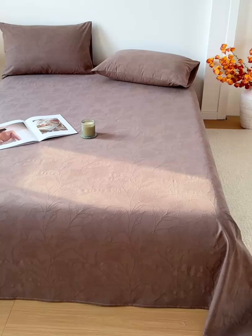 91家纺网 家纺一手货源 找家纺 灰鲸 2026新款全棉纯棉厚织三层水洗色织提花床单单床单床单单件 芳菲-摩卡