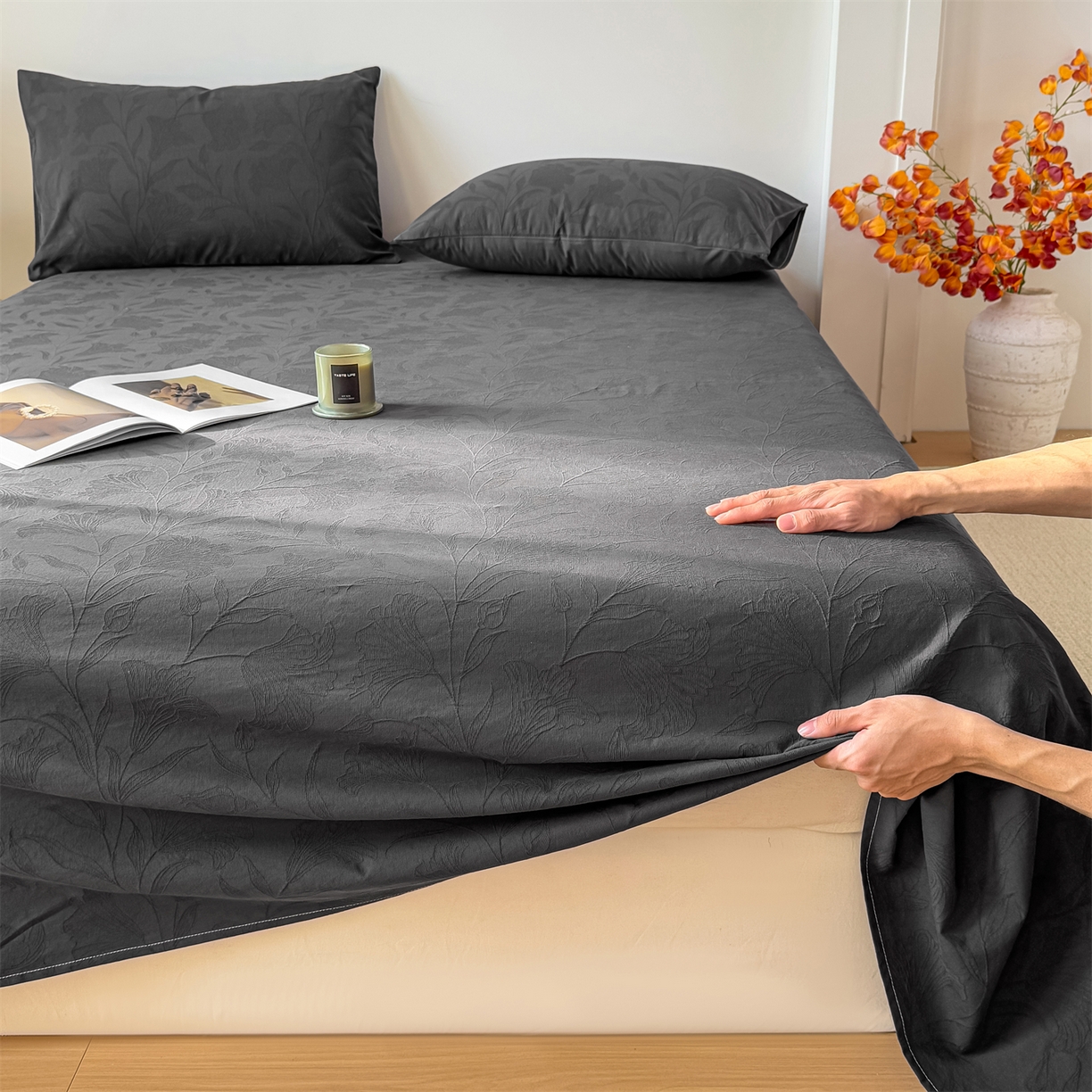 91家纺网 家纺一手货源 找家纺 灰鲸 2026新款全棉纯棉厚织三层水洗色织提花床单单床单床单单件 芳菲-素墨