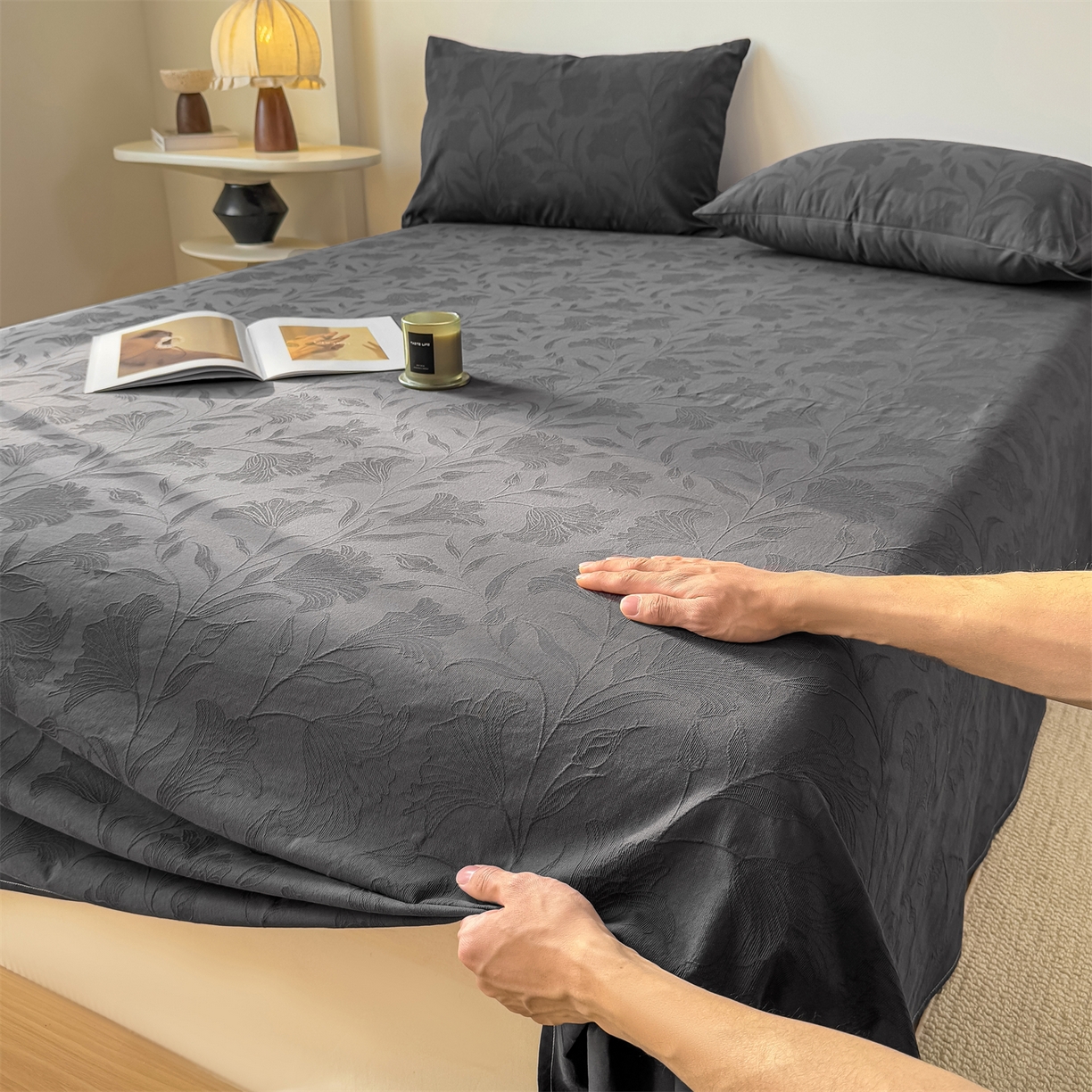 91家纺网 家纺一手货源 找家纺 灰鲸 2026新款全棉纯棉厚织三层水洗色织提花床单单床单床单单件 芳菲-素墨