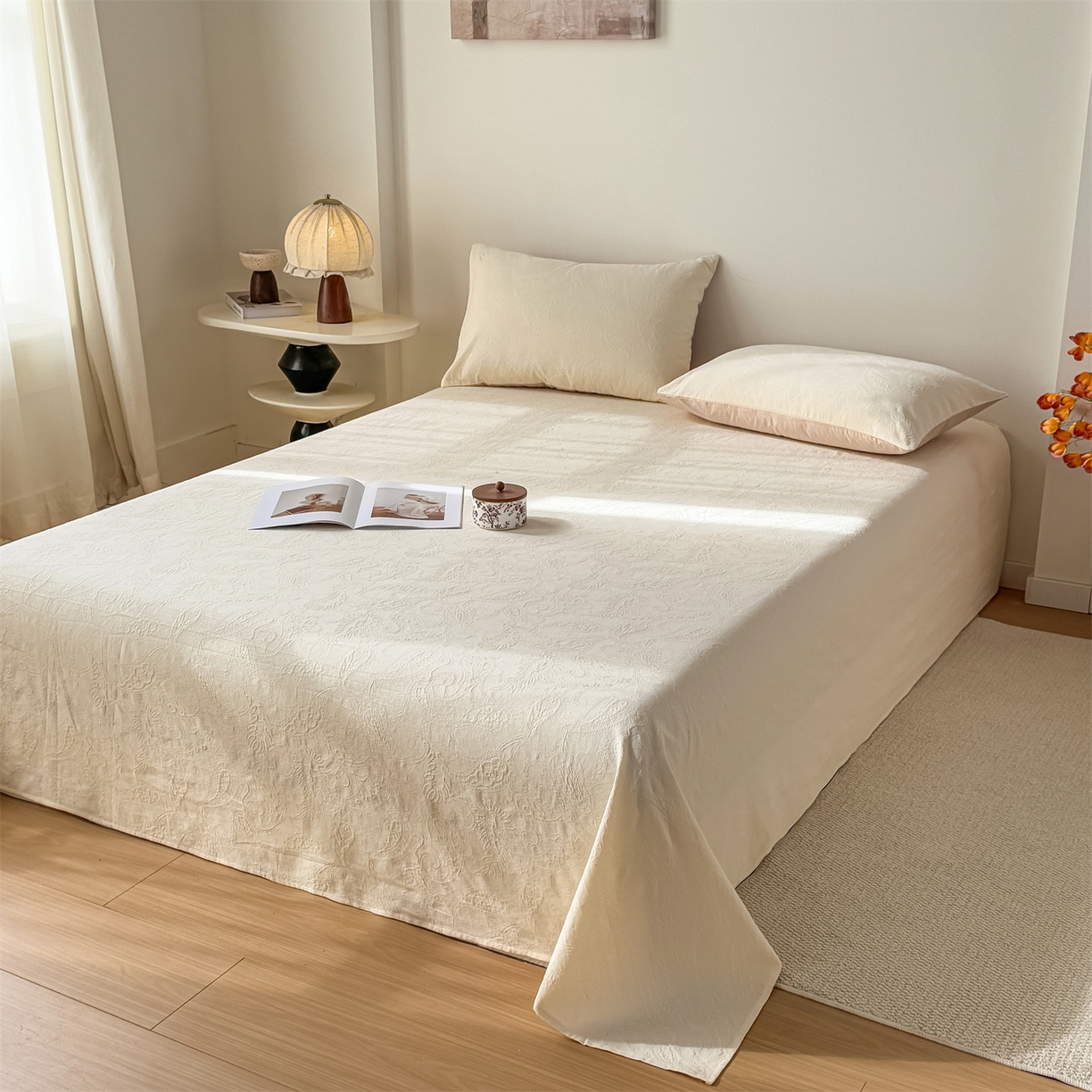 91家纺网 家纺一手货源 找家纺 灰鲸 2026新款全棉纯棉厚织三层水洗色织提花床单单床单床单单件 罗格西亚-杏仁奶霜