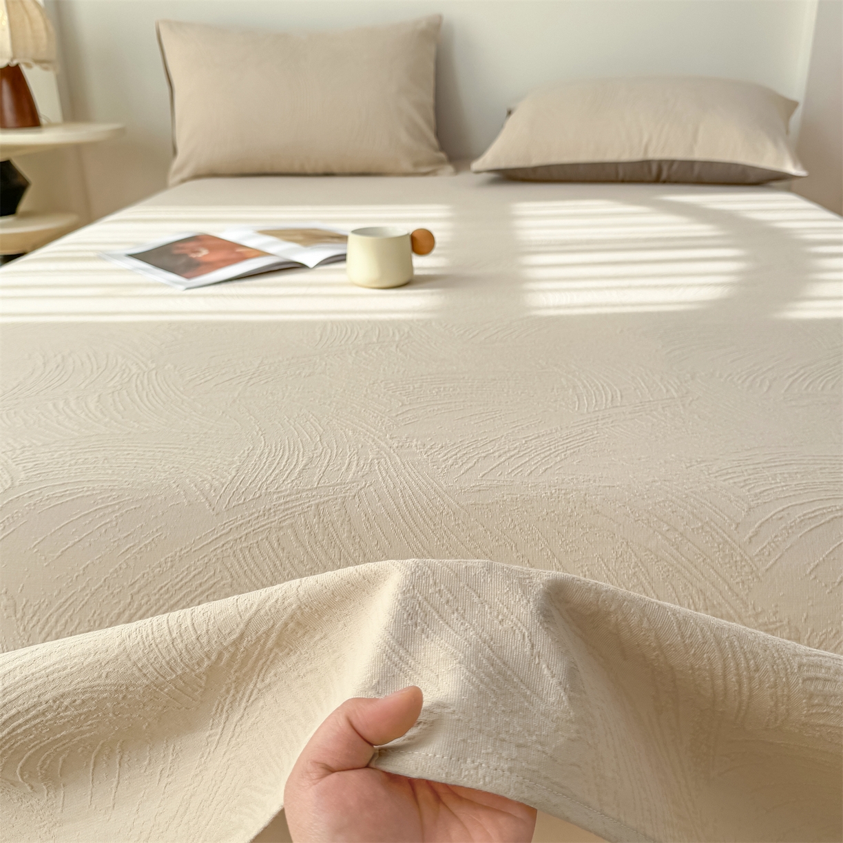 91家纺网 家纺一手货源 找家纺 灰鲸 2026新款全棉纯棉厚织三层水洗色织提花床单单床单床单单件 柔丝漫语-可可奶咖