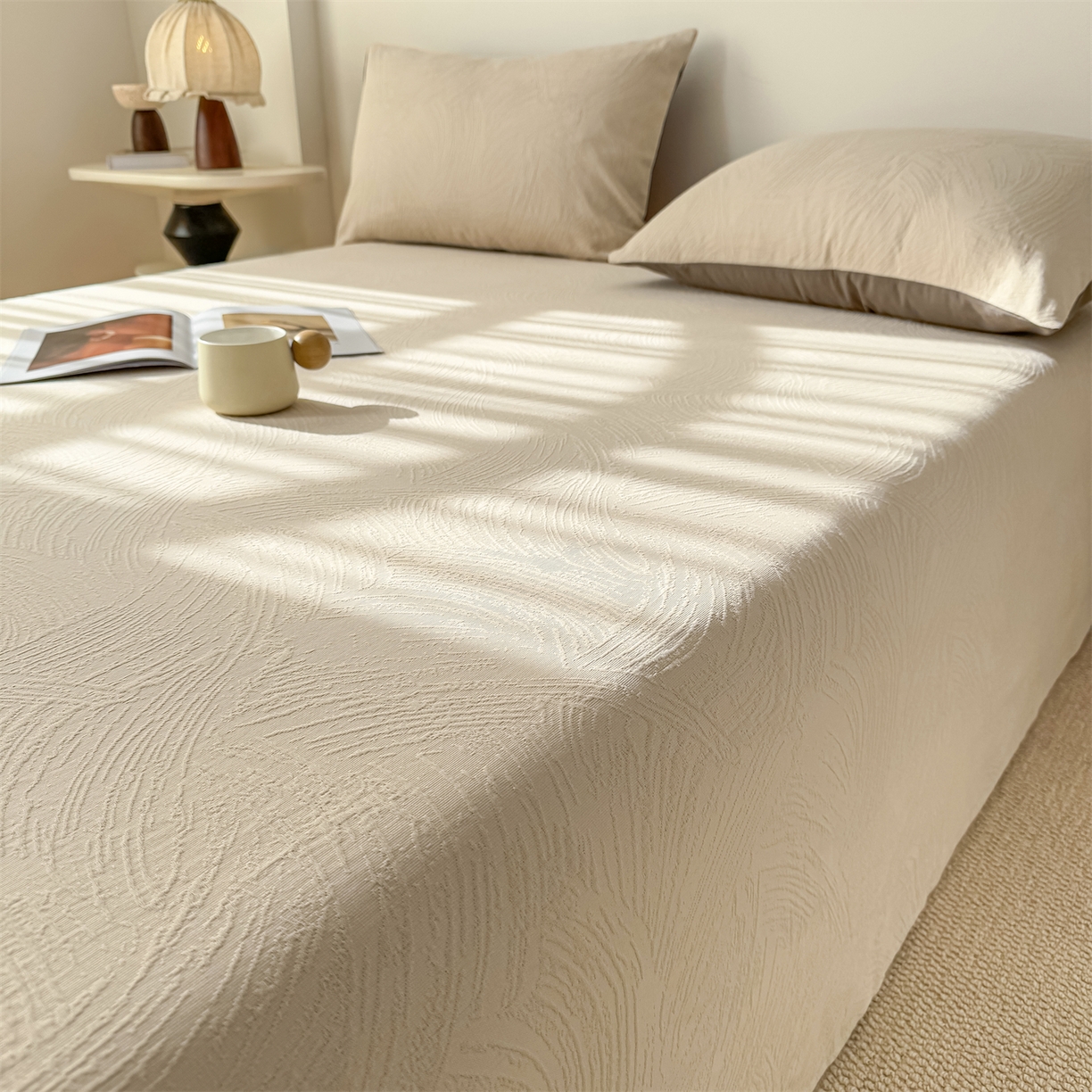 91家纺网 家纺一手货源 找家纺 灰鲸 2026新款全棉纯棉厚织三层水洗色织提花床单单床单床单单件 柔丝漫语-可可奶咖