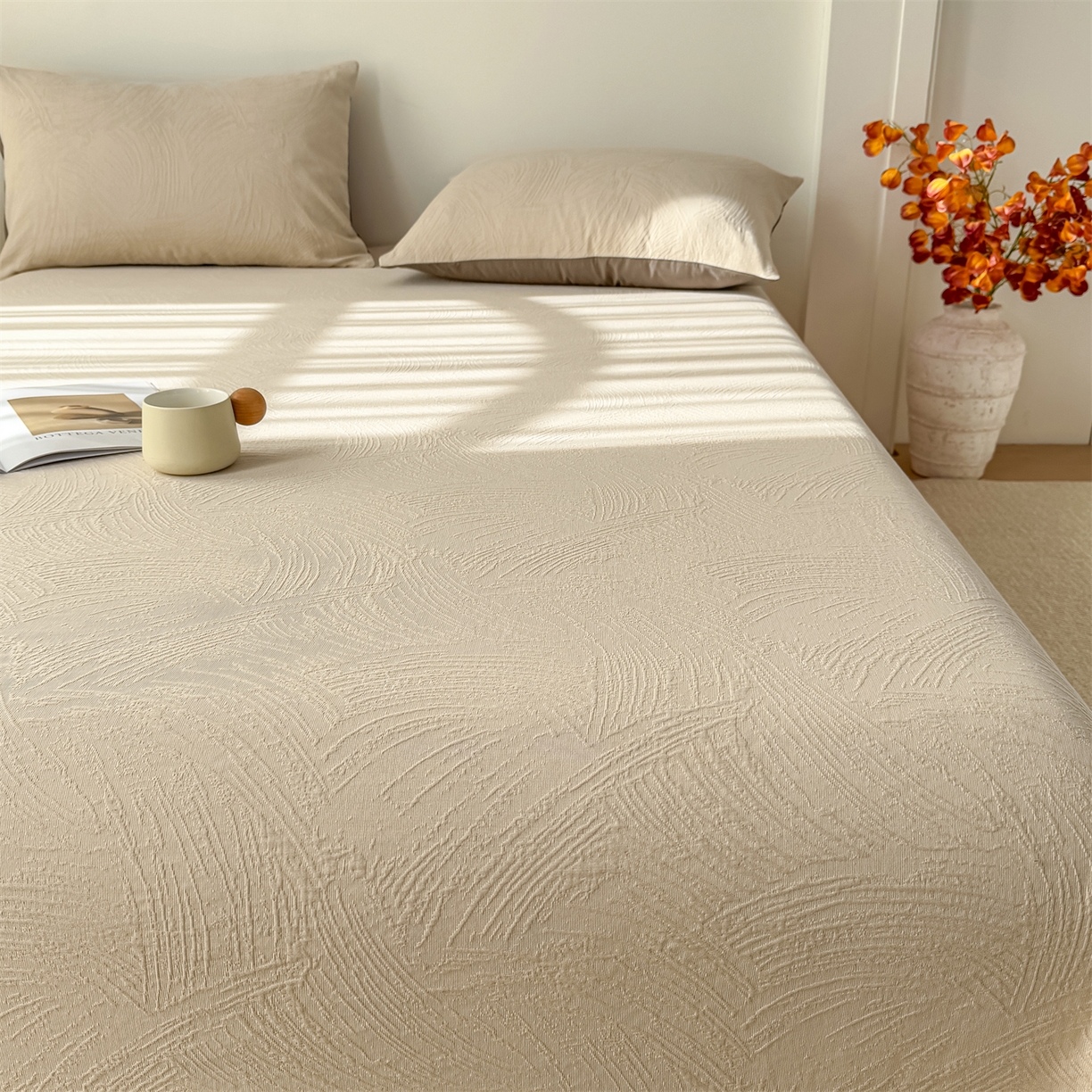 91家纺网 家纺一手货源 找家纺 灰鲸 2026新款全棉纯棉厚织三层水洗色织提花床单单床单床单单件 柔丝漫语-可可奶咖