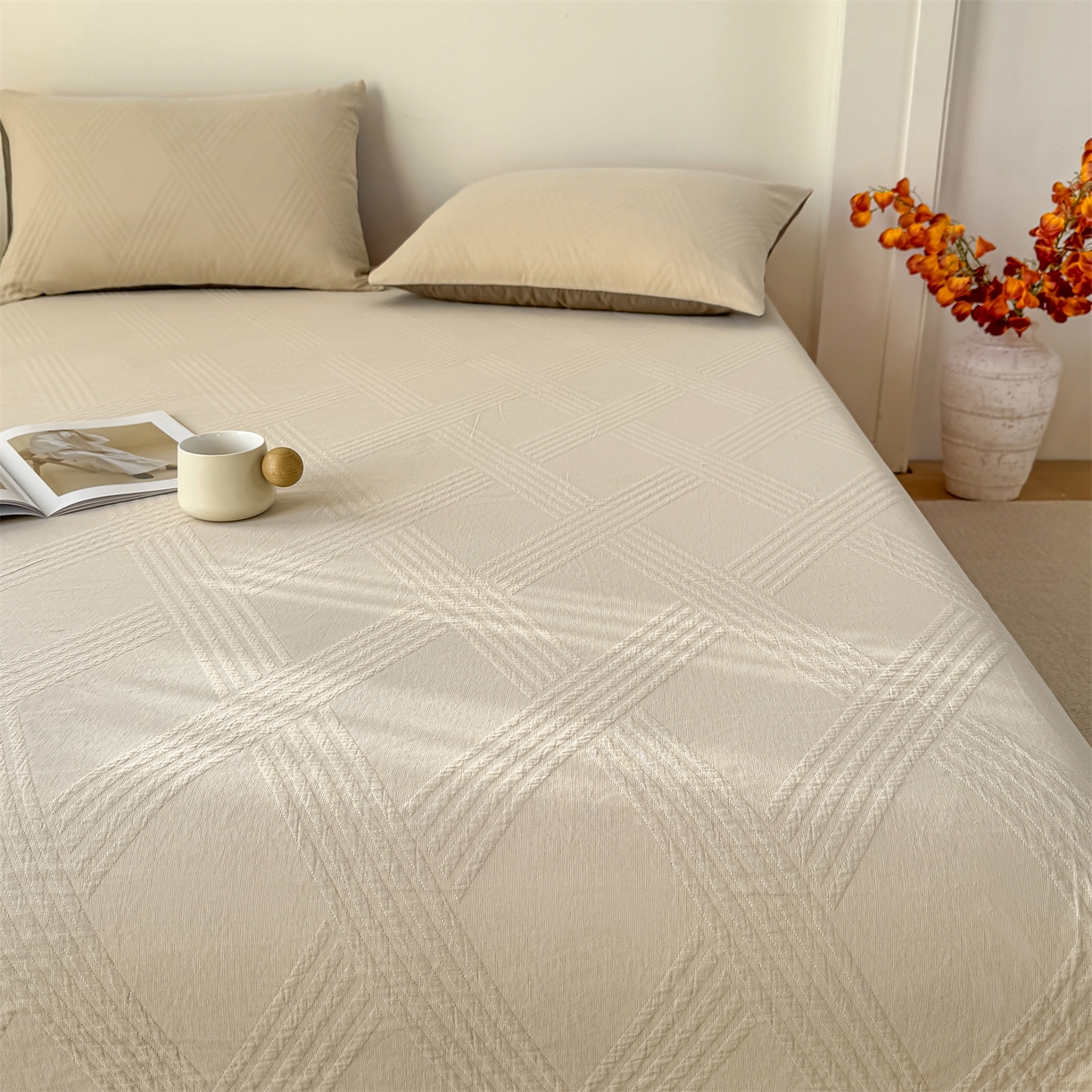 91家纺网 家纺一手货源 找家纺 灰鲸 2026新款全棉纯棉厚织三层水洗色织提花床单单床单床单单件 维希-可可奶咖