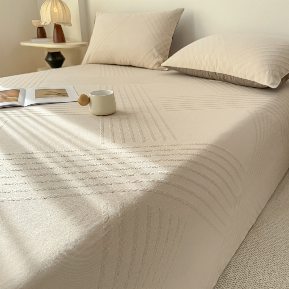 91家纺网 家纺一手货源 找家纺 灰鲸 2026新款全棉纯棉厚织三层水洗色织提花床单单床单床单单件 云汐-可可奶咖