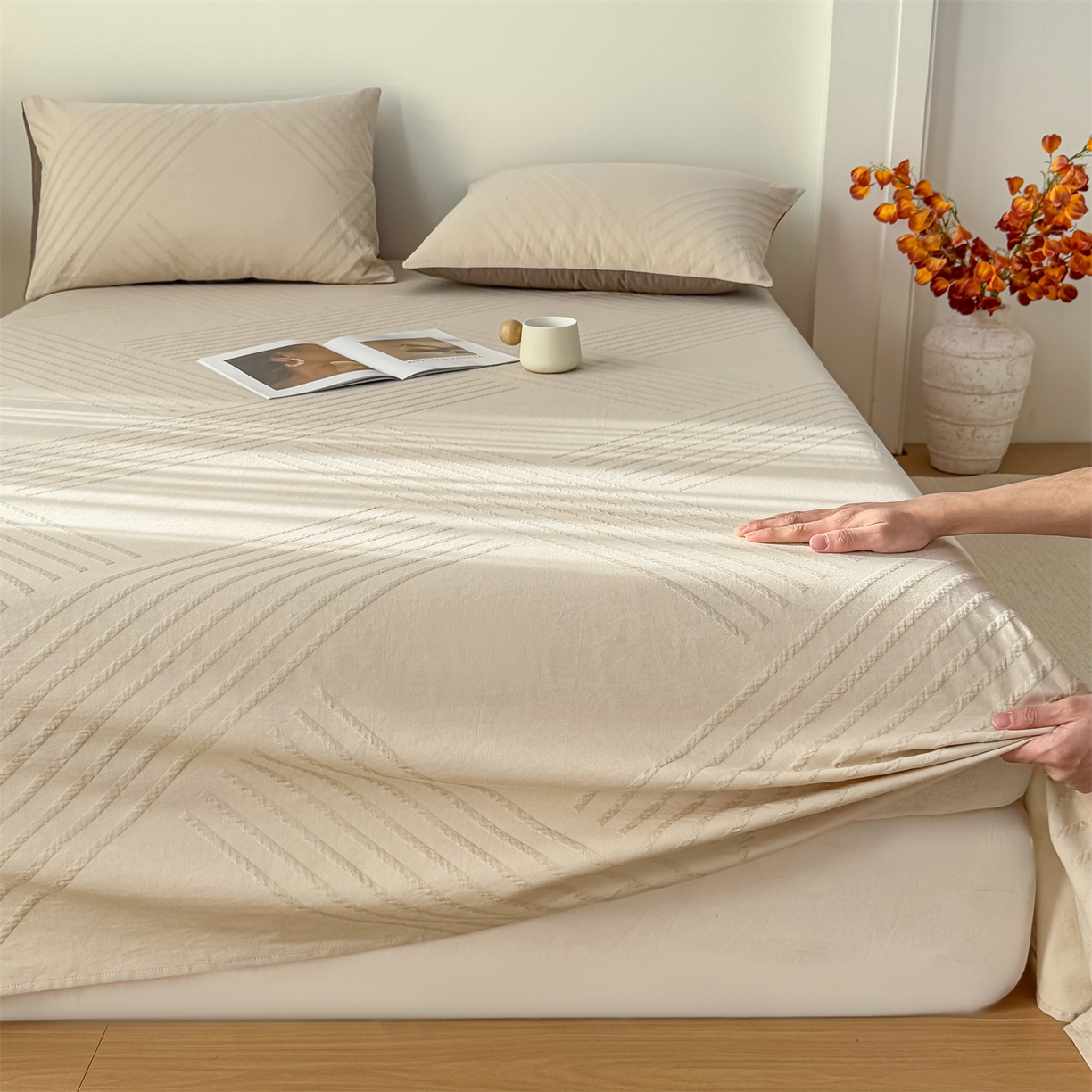 91家纺网 家纺一手货源 找家纺 灰鲸 2026新款全棉纯棉厚织三层水洗色织提花床单单床单床单单件 云汐-可可奶咖