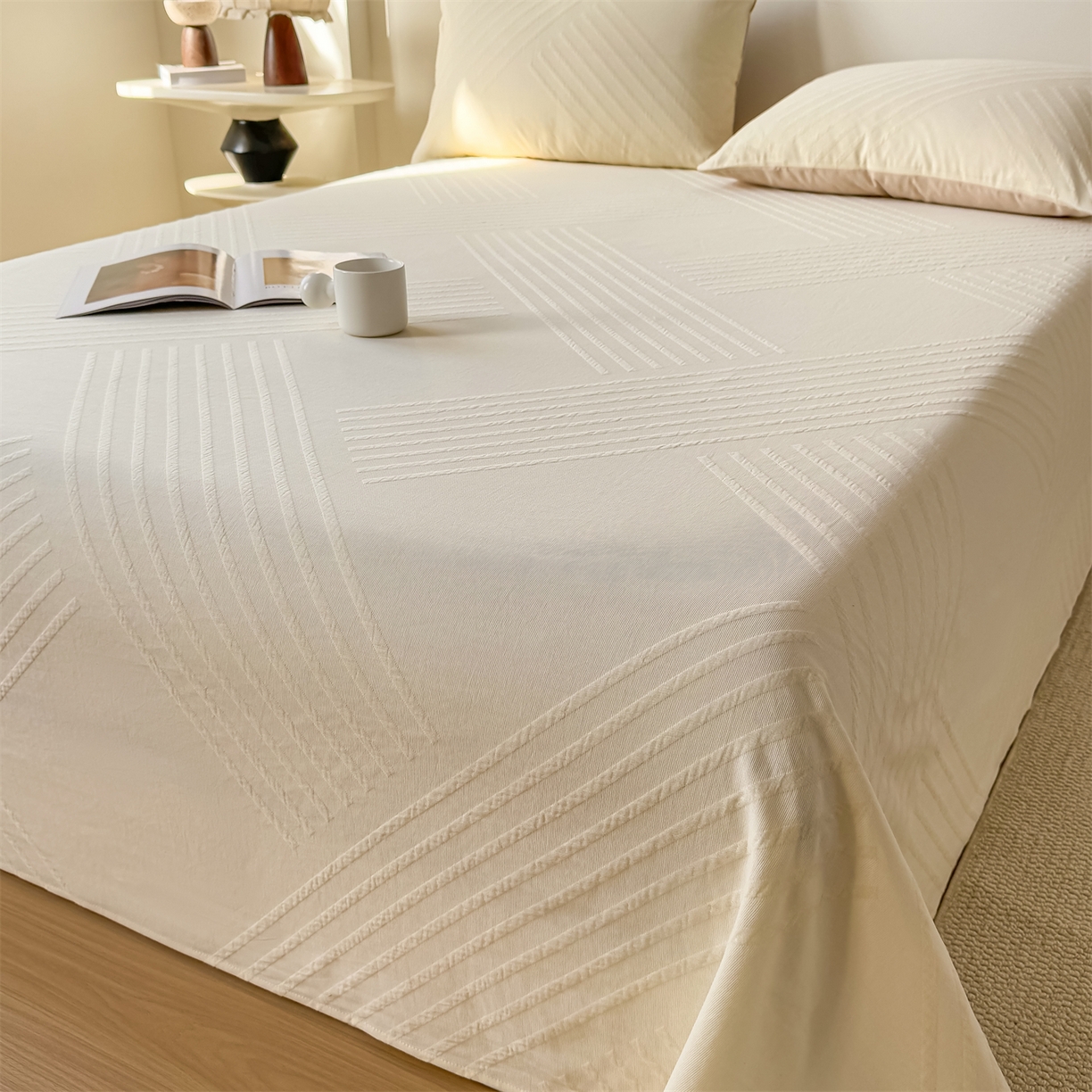 91家纺网 家纺一手货源 找家纺 灰鲸 2026新款全棉纯棉厚织三层水洗色织提花床单单床单床单单件 云汐-杏仁奶霜