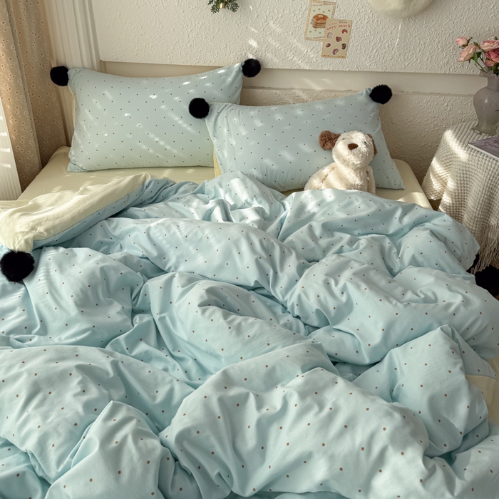 91家纺网 家纺一手货源 找家纺 （总）雨帆家纺 2026春夏新款时尚印花水洗棉波点毛球四件套