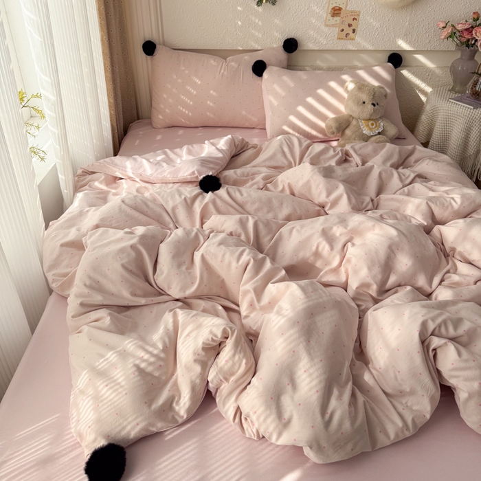 91家纺网 家纺一手货源 找家纺 （总）雨帆家纺 2026春夏新款时尚印花水洗棉波点毛球四件套