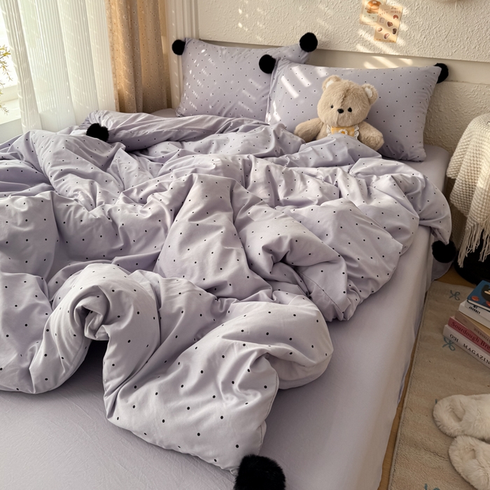 91家纺网 家纺一手货源 找家纺 雨帆家纺 2026春夏新款时尚印花水洗棉波点毛球四件套 紫波点