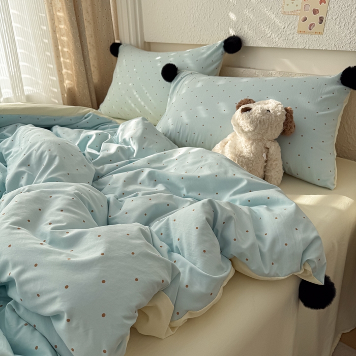 91家纺网 家纺一手货源 找家纺 雨帆家纺 2026春夏新款时尚印花水洗棉波点毛球四件套 蓝波点