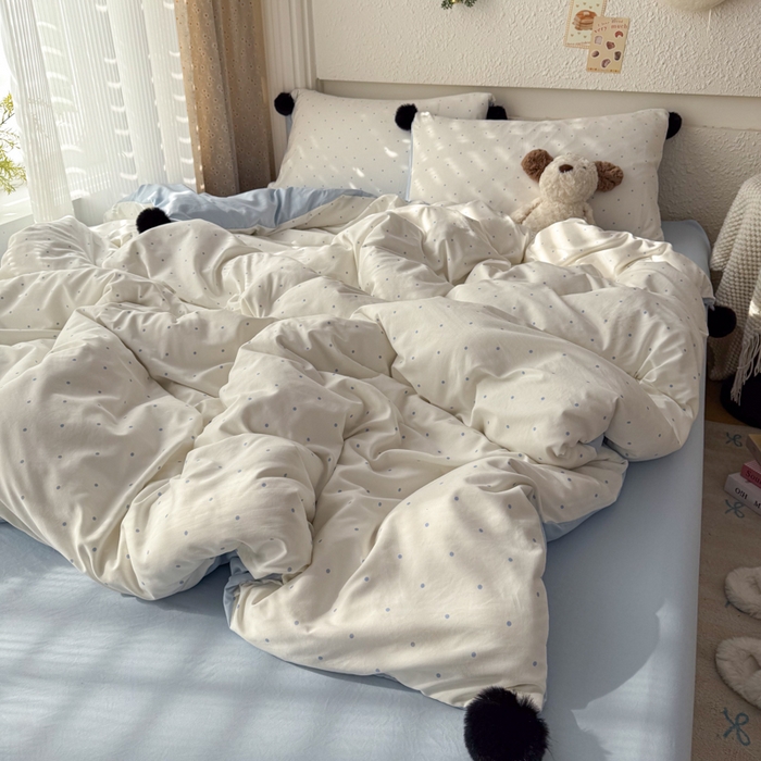 91家纺网 家纺一手货源 找家纺 雨帆家纺 2026春夏新款时尚印花水洗棉波点毛球四件套 奶白波点