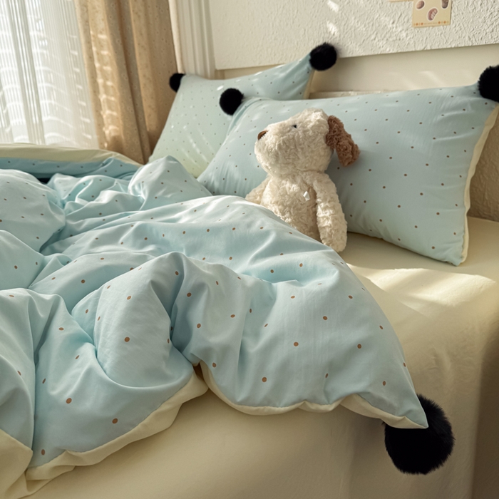 91家纺网 家纺一手货源 找家纺 雨帆家纺 2026春夏新款时尚印花水洗棉波点毛球四件套 蓝波点