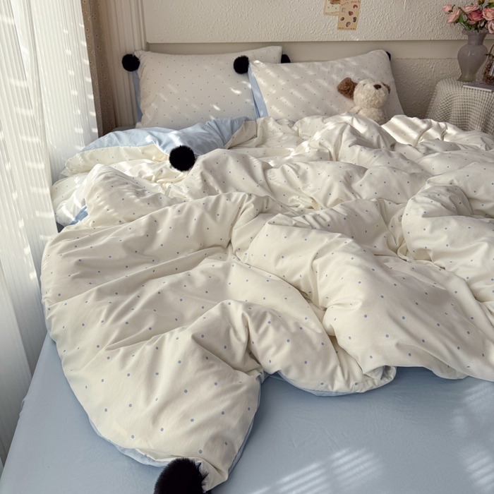 91家纺网 家纺一手货源 找家纺 雨帆家纺 2026春夏新款时尚印花水洗棉波点毛球四件套 奶白波点