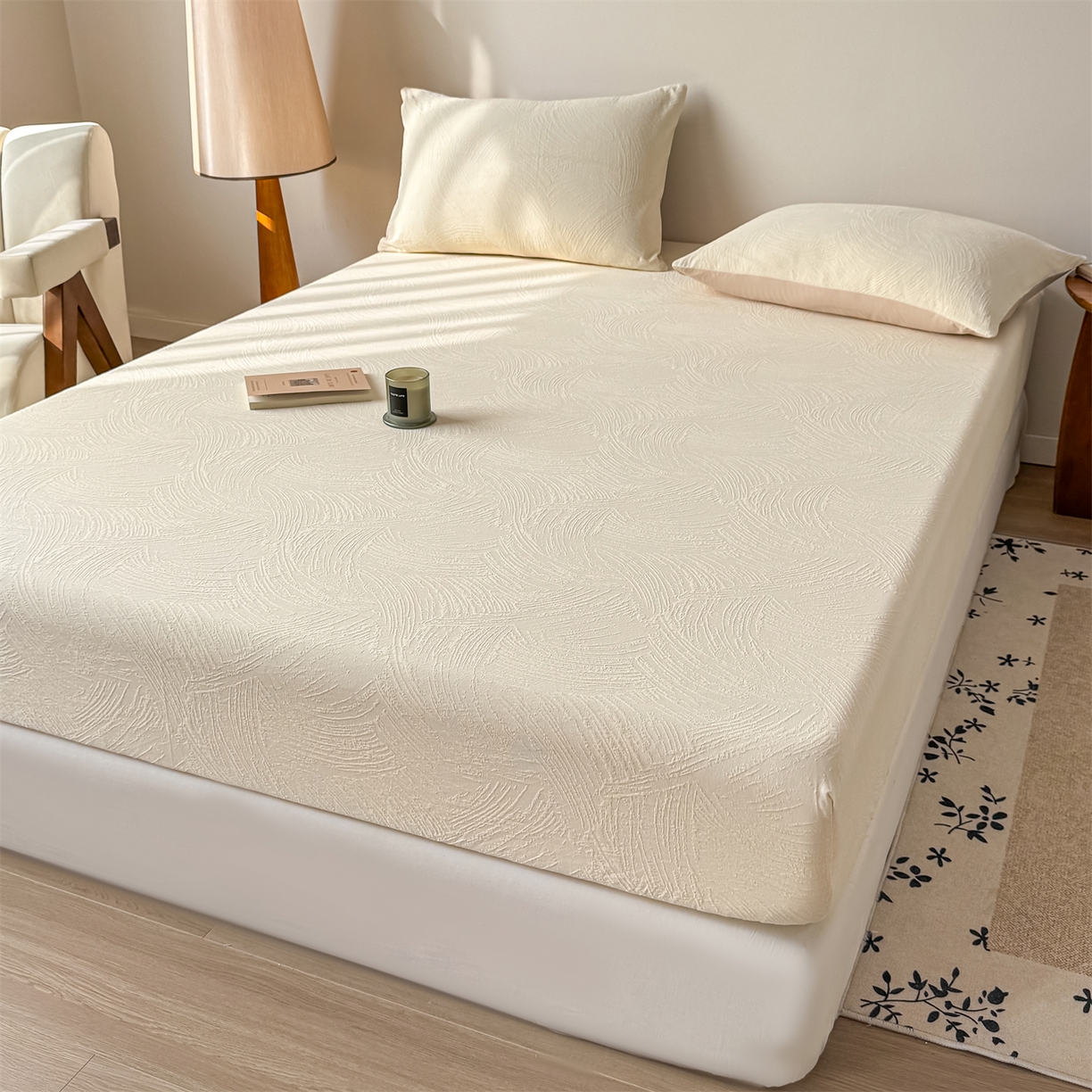 91家纺网 家纺一手货源 找家纺 灰鲸 2026新款全棉纯棉厚织三层水洗色织提花床笠单品床笠床笠单件 柔丝漫语-杏仁奶霜