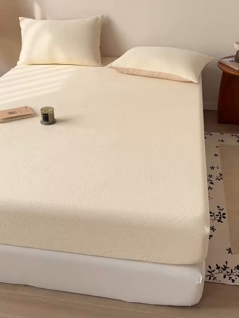 91家纺网 家纺一手货源 找家纺 灰鲸 2026新款全棉纯棉厚织三层水洗色织提花床笠单品床笠床笠单件 柔丝漫语-杏仁奶霜