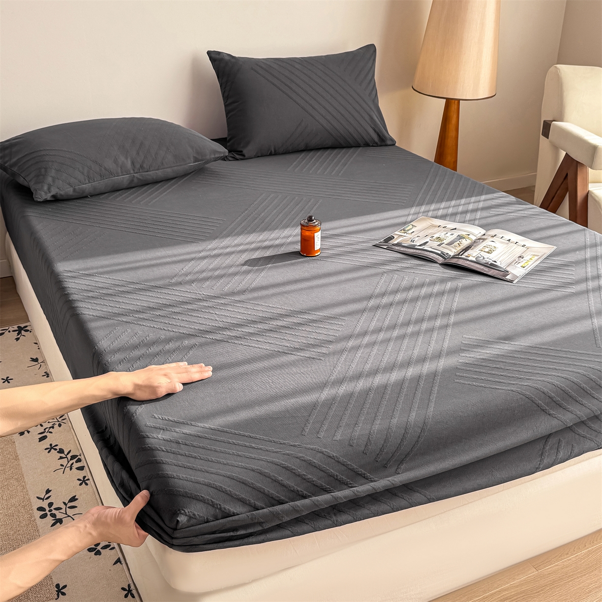 91家纺网 家纺一手货源 找家纺 灰鲸 2026新款全棉纯棉厚织三层水洗色织提花床笠单品床笠床笠单件 云汐-素墨