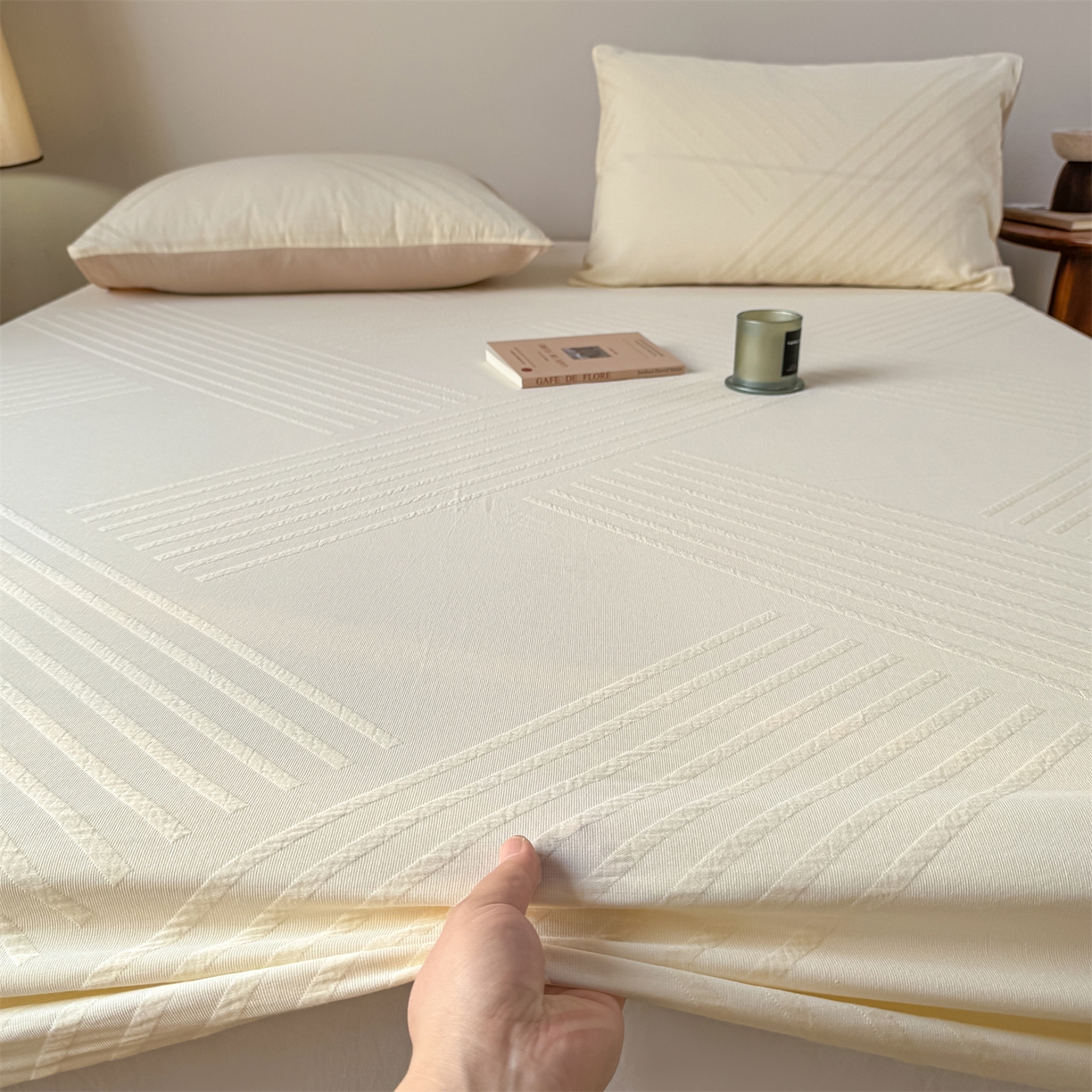 91家纺网 家纺一手货源 找家纺 灰鲸 2026新款全棉纯棉厚织三层水洗色织提花床笠单品床笠床笠单件 云汐-杏仁奶霜