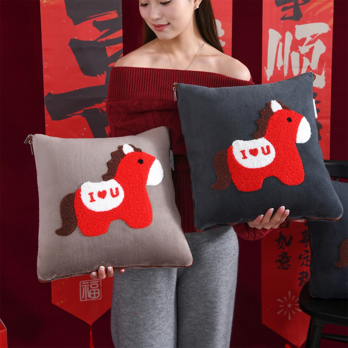 宝马家纺（原梦童画） 2026新款马年限定抱枕被-萌马系列 组合图仅展示