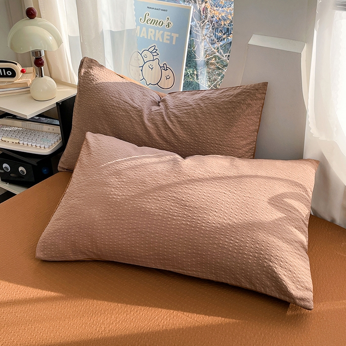 91家纺网 家纺一手货源 找家纺 优承佳生活馆 2026新款软糯双拼泡芙纱四件套 咖啡+深卡其