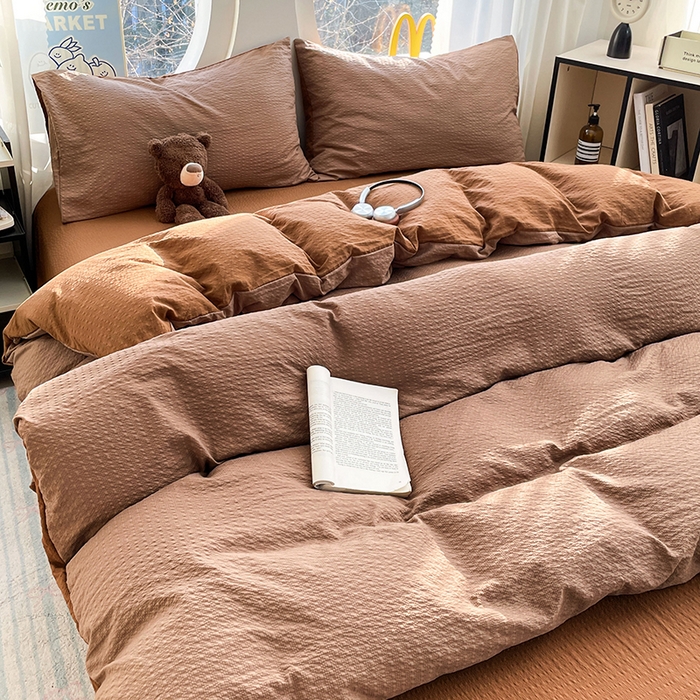 91家纺网 家纺一手货源 找家纺 优承佳生活馆 2026新款软糯双拼泡芙纱四件套 咖啡+深卡其