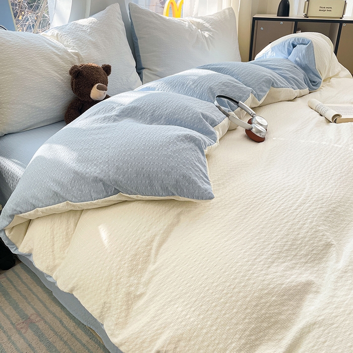 91家纺网 家纺一手货源 找家纺 优承佳生活馆 2026新款软糯双拼泡芙纱四件套 奶油白+天空蓝