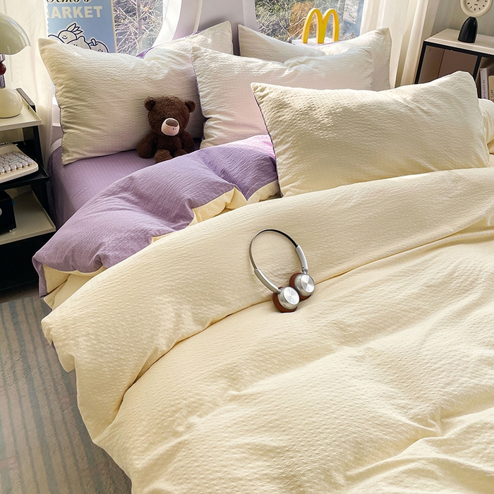 91家纺网 家纺一手货源 找家纺 优承佳生活馆 2026新款软糯双拼泡芙纱四件套 奶油黄+芋泥紫