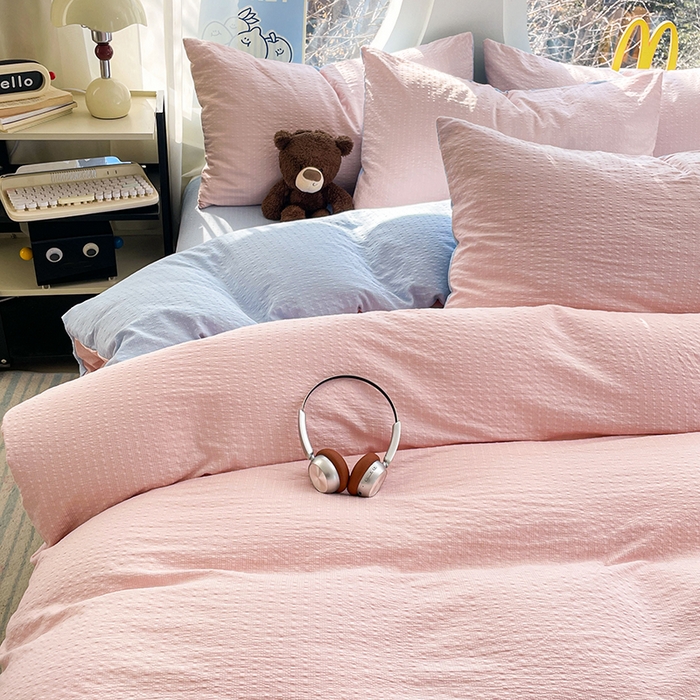 91家纺网 家纺一手货源 找家纺 优承佳生活馆 2026新款软糯双拼泡芙纱四件套 肉桂粉+天空蓝