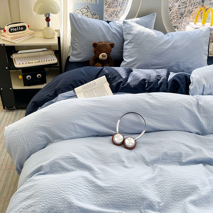 91家纺网 家纺一手货源 找家纺 优承佳生活馆 2026新款软糯双拼泡芙纱四件套 天空蓝+星空蓝