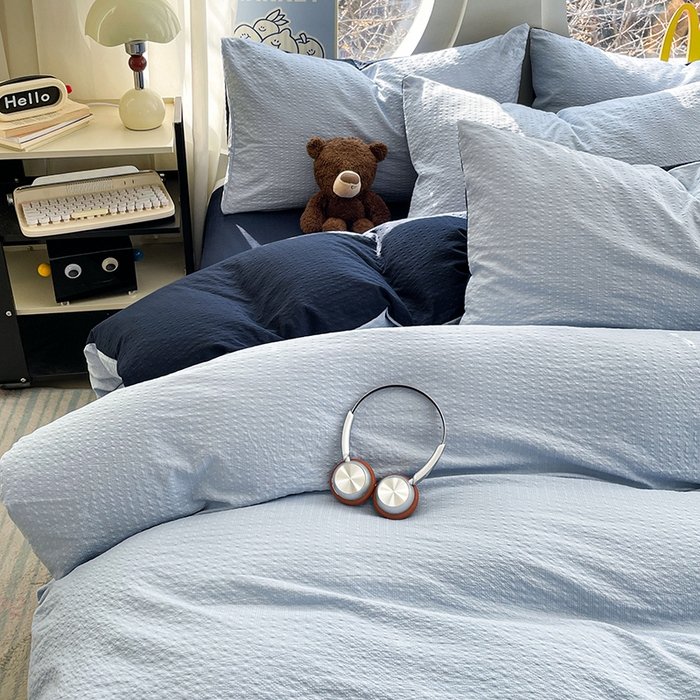 91家纺网 家纺一手货源 找家纺 优承佳生活馆 2026新款软糯双拼泡芙纱四件套 天空蓝+星空蓝