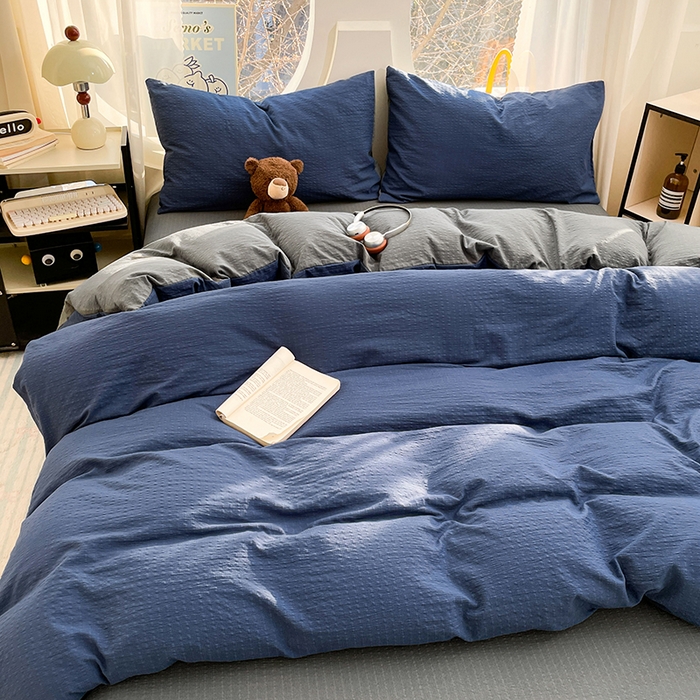 91家纺网 家纺一手货源 找家纺 优承佳生活馆 2026新款软糯双拼泡芙纱四件套 星空蓝+银优灰