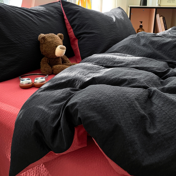 91家纺网 家纺一手货源 找家纺 优承佳生活馆 2026新款软糯双拼泡芙纱四件套 星耀黑+西瓜红