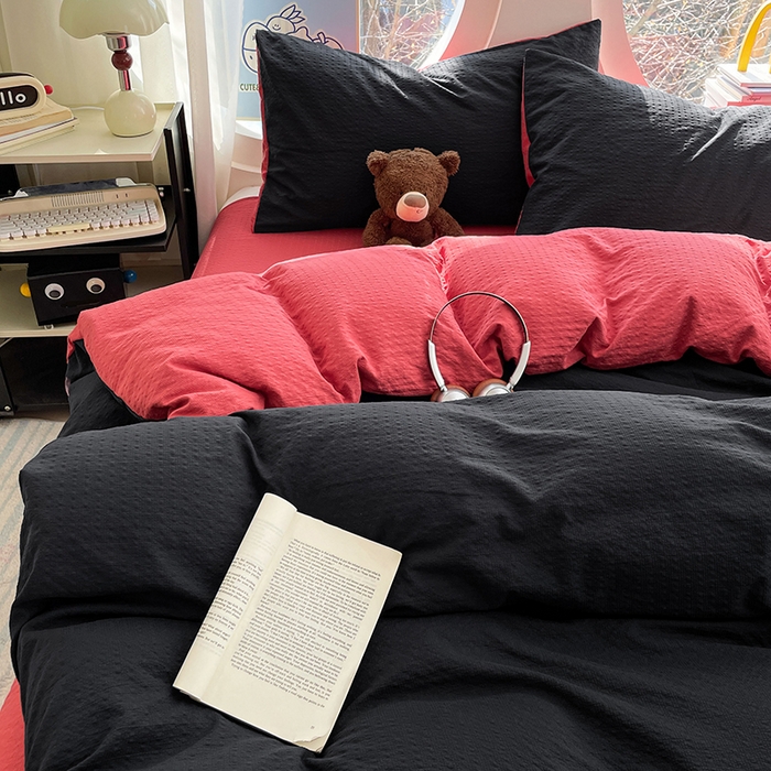 91家纺网 家纺一手货源 找家纺 优承佳生活馆 2026新款软糯双拼泡芙纱四件套 星耀黑+西瓜红