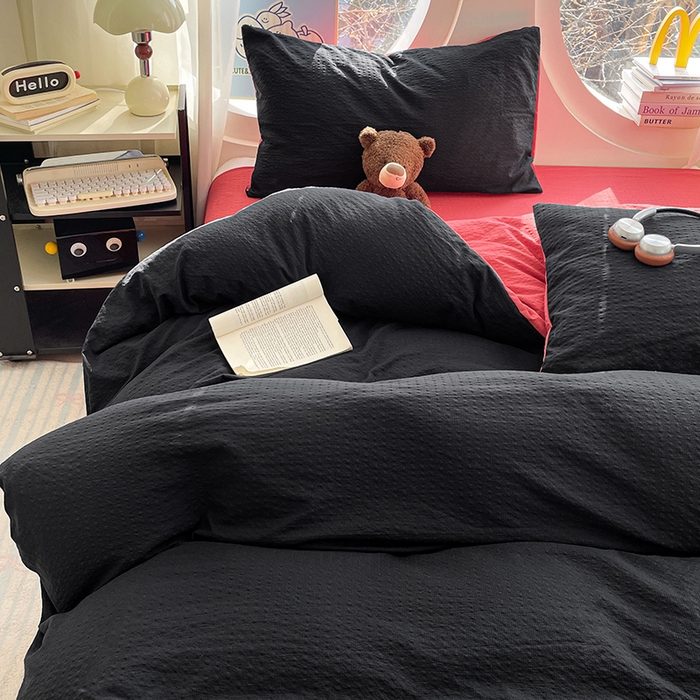 91家纺网 家纺一手货源 找家纺 优承佳生活馆 2026新款软糯双拼泡芙纱四件套 星耀黑+西瓜红