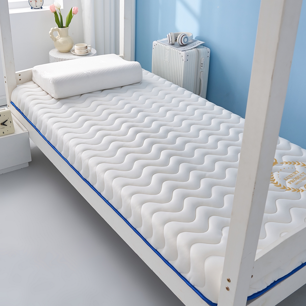 91家纺网 家纺一手货源 找家纺 （总）月茶家纺 2026新款皇冠学生款单边波浪床垫