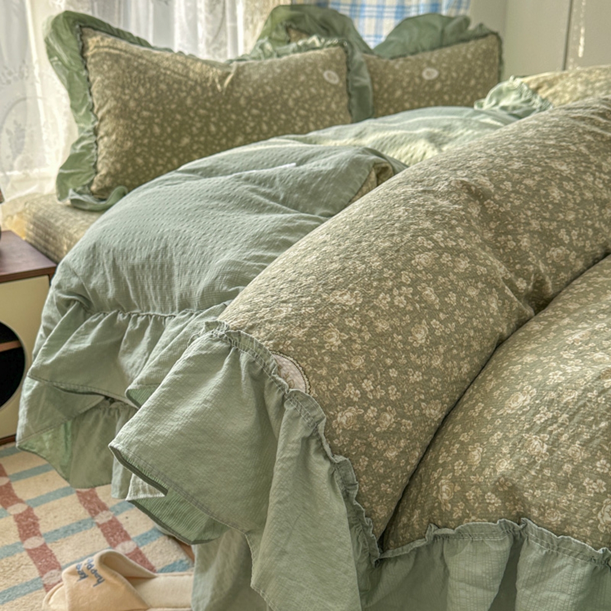 91家纺网 家纺一手货源 找家纺 欧尚 2026新款花边床盖四件套 梦境