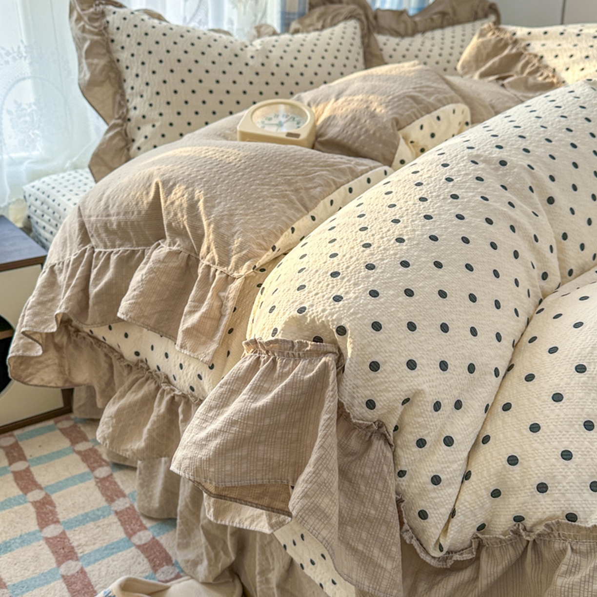 91家纺网 家纺一手货源 找家纺 欧尚 2026新款花边床盖四件套 奶油波点