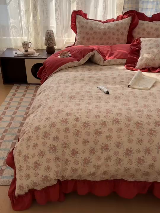 91家纺网 家纺一手货源 找家纺 欧尚 2026新款花边床盖四件套 梨花落