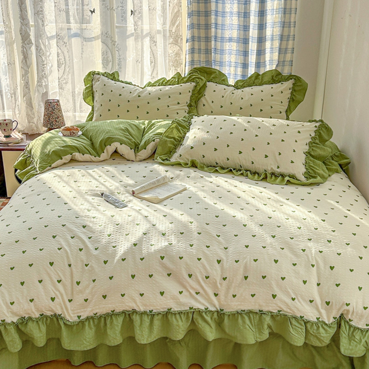 91家纺网 家纺一手货源 找家纺 欧尚 2026新款花边床盖四件套 绿爱心