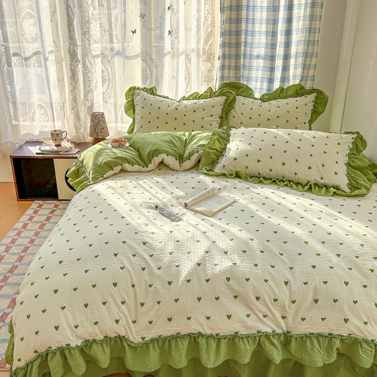 91家纺网 家纺一手货源 找家纺 欧尚 2026新款花边床盖四件套 绿爱心