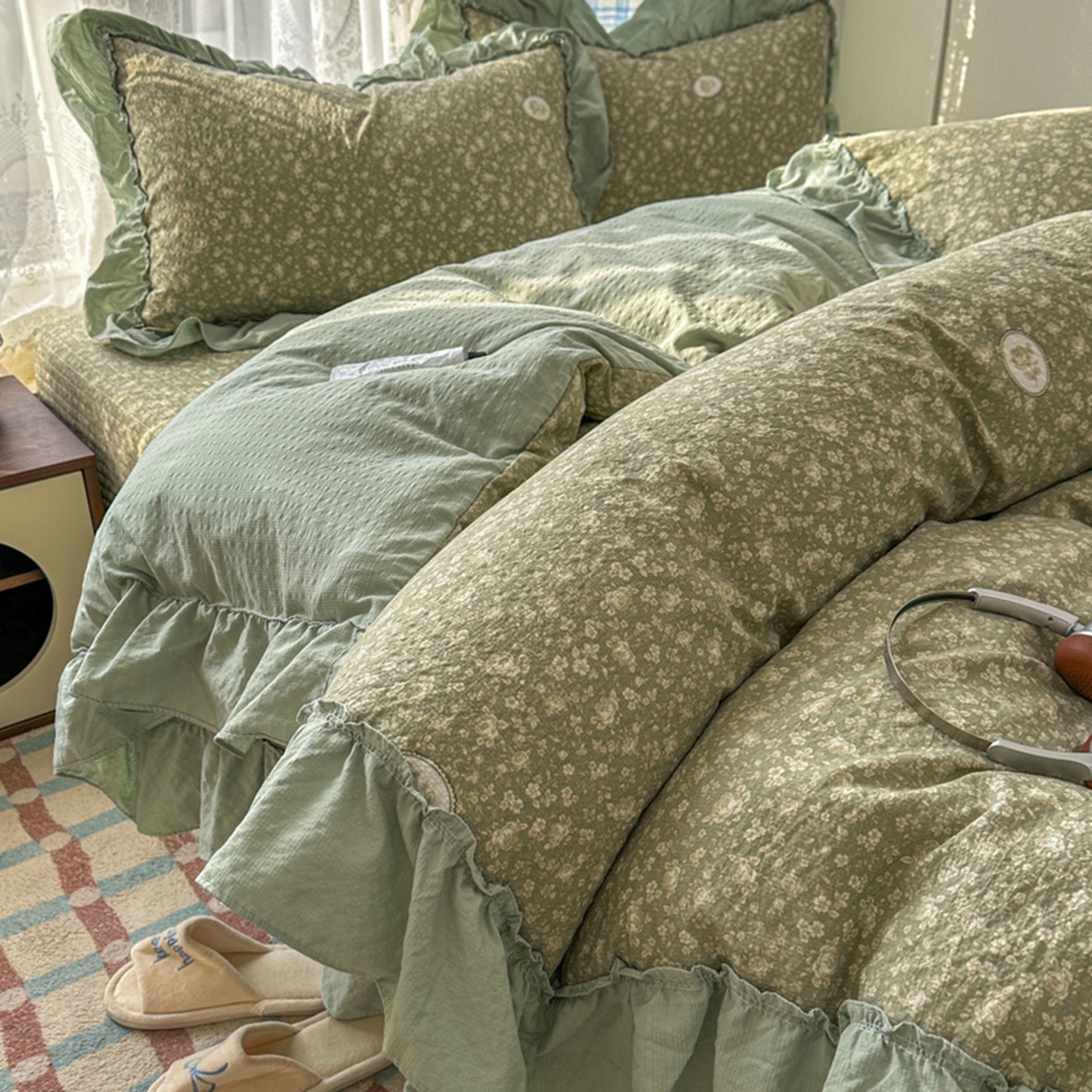 91家纺网 家纺一手货源 找家纺 欧尚 2026新款花边床盖四件套 梦境