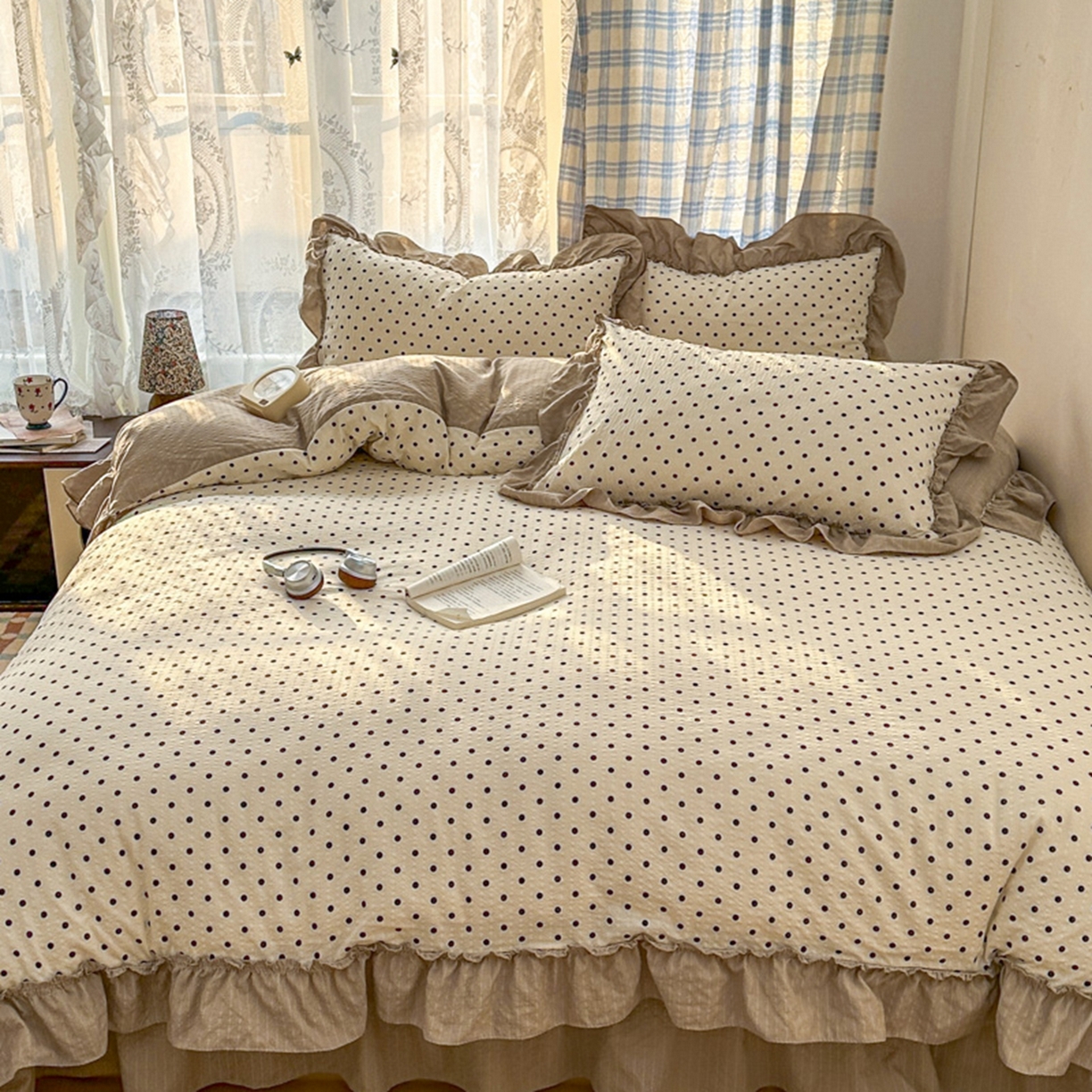 91家纺网 家纺一手货源 找家纺 欧尚 2026新款花边床盖四件套 奶油波点