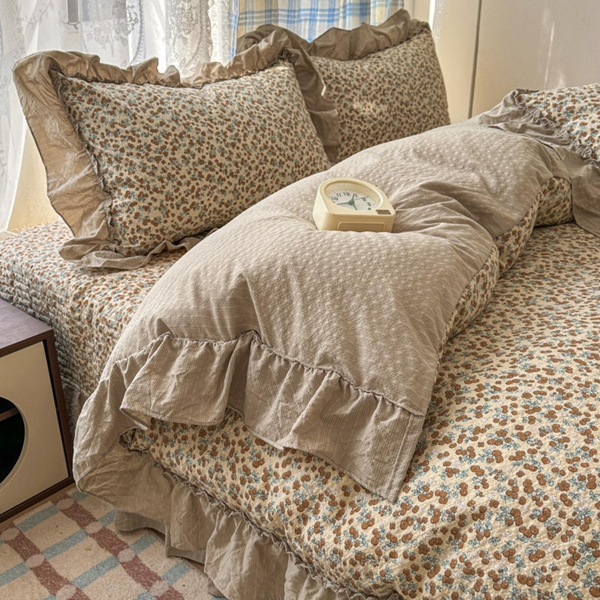 91家纺网 家纺一手货源 找家纺 欧尚 2026新款花边床盖四件套 暖橘枝