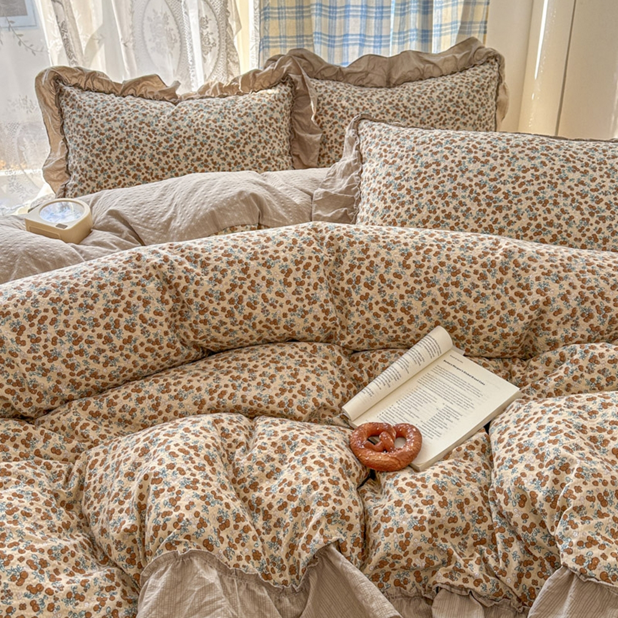 91家纺网 家纺一手货源 找家纺 欧尚 2026新款花边床盖四件套 暖橘枝