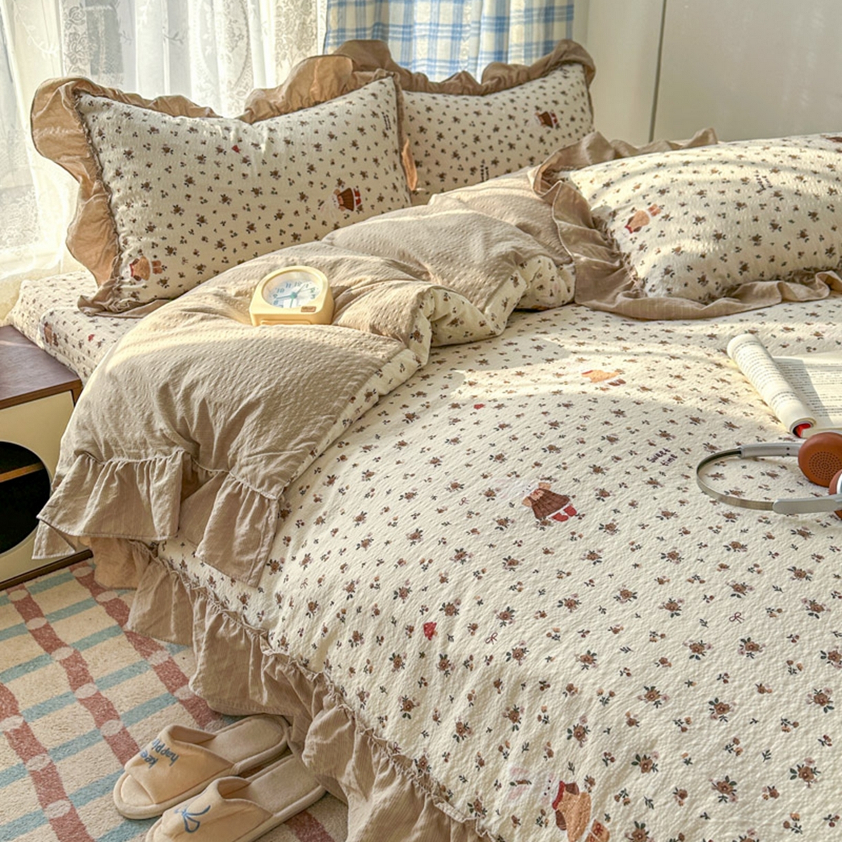 91家纺网 家纺一手货源 找家纺 欧尚 2026新款花边床盖四件套 田园兔