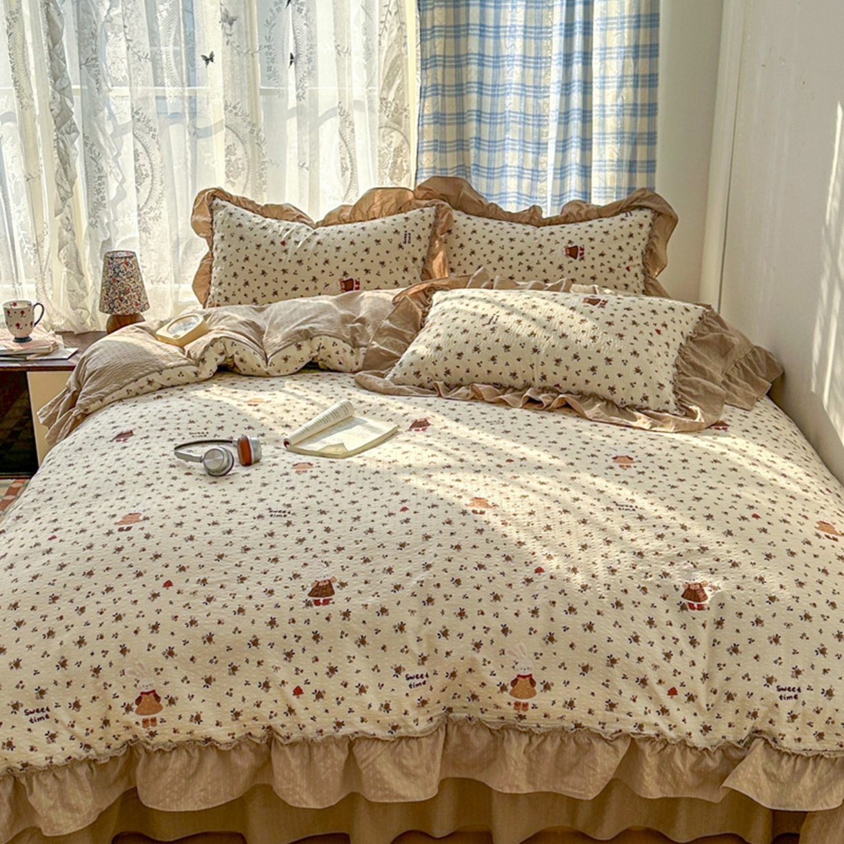 91家纺网 家纺一手货源 找家纺 欧尚 2026新款花边床盖四件套 田园兔