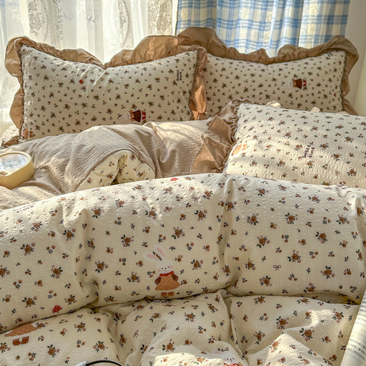 91家纺网 家纺一手货源 找家纺 欧尚 2026新款花边床盖四件套 田园兔