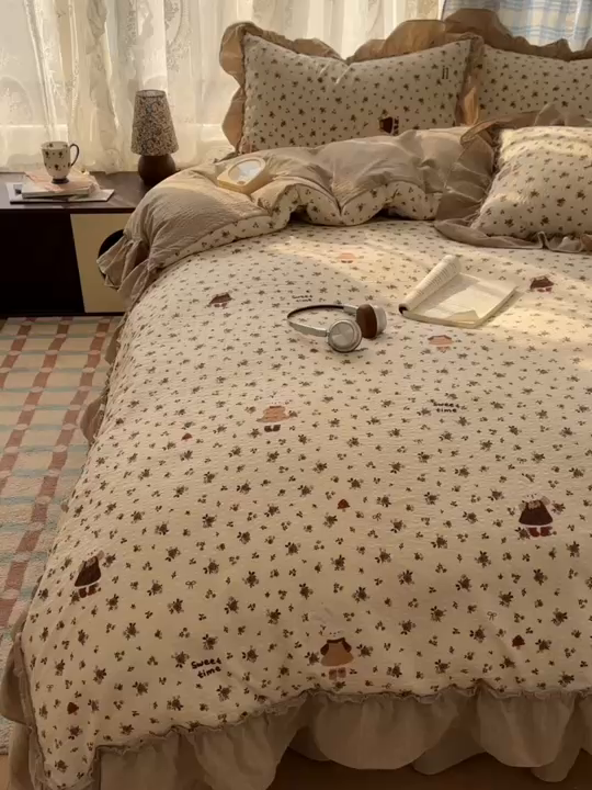 91家纺网 家纺一手货源 找家纺 欧尚 2026新款花边床盖四件套 田园兔