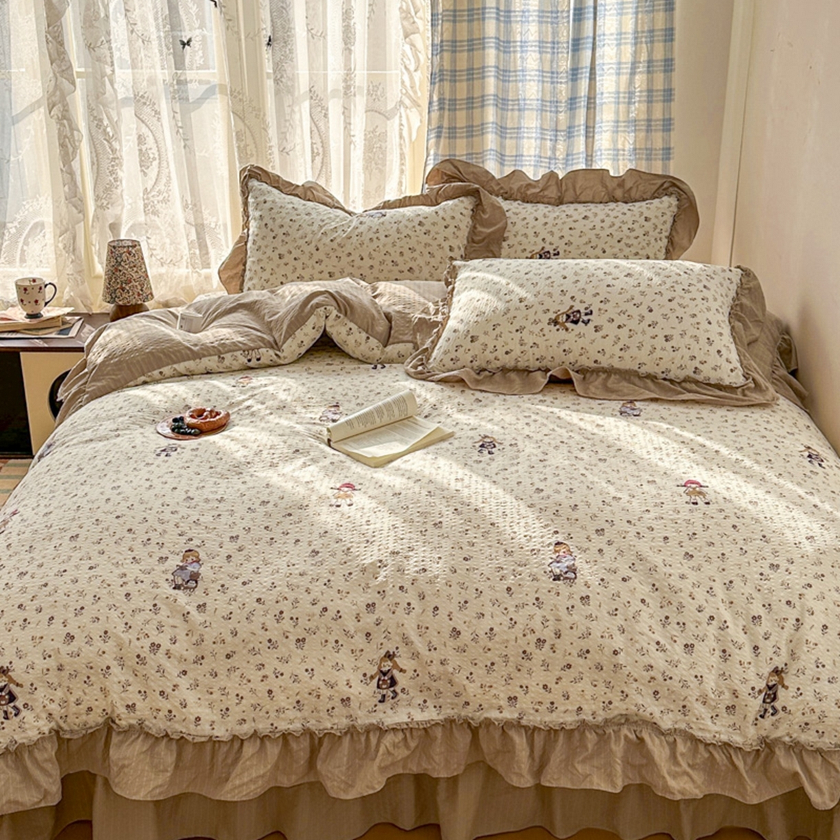 91家纺网 家纺一手货源 找家纺 欧尚 2026新款花边床盖四件套 小女孩