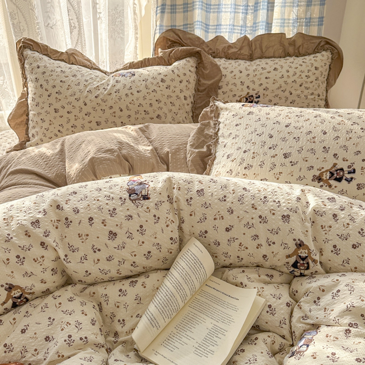 91家纺网 家纺一手货源 找家纺 欧尚 2026新款花边床盖四件套 小女孩
